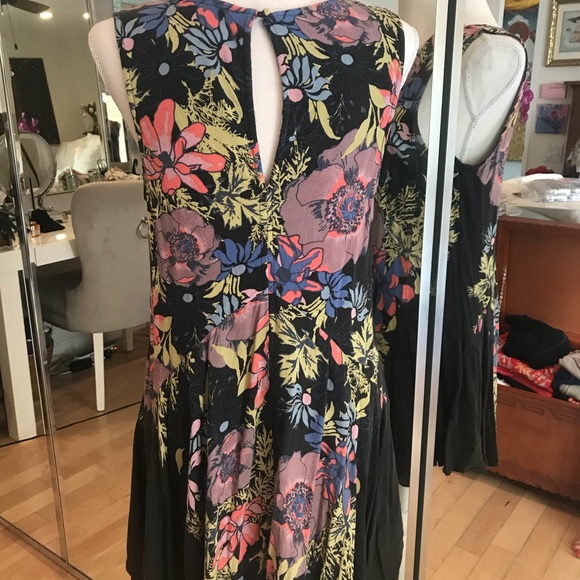 💥Free people adorable slip dress - Picture 5 of 5